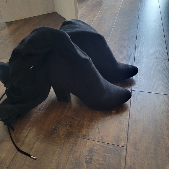 Knee High Boots - Picture 5 of 10